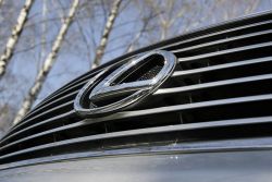 Тест Lexus LS: Роскошь по-японски Тест Lexus LS: Роскошь по-японски