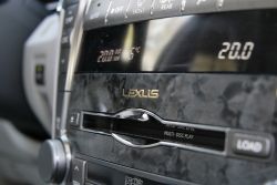 Тест Lexus LS: Роскошь по-японски Тест Lexus LS: Роскошь по-японски