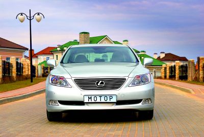 Тест автомобиля Lexus LS460 Тест автомобиля Lexus LS460