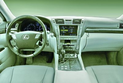 Тест автомобиля Lexus LS460 Тест автомобиля Lexus LS460